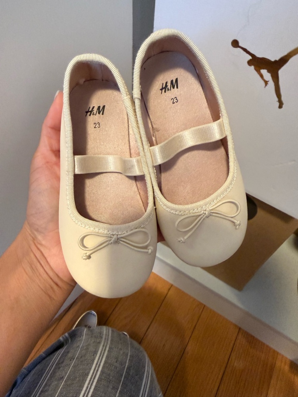 H&M Girls' Cream Ballet Flats with Elastic Strap